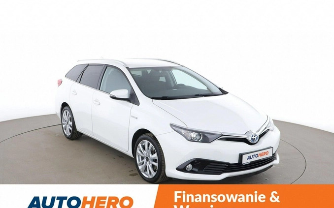 Toyota Auris cena 57200 przebieg: 164281, rok produkcji 2015 z Szczucin małe 352